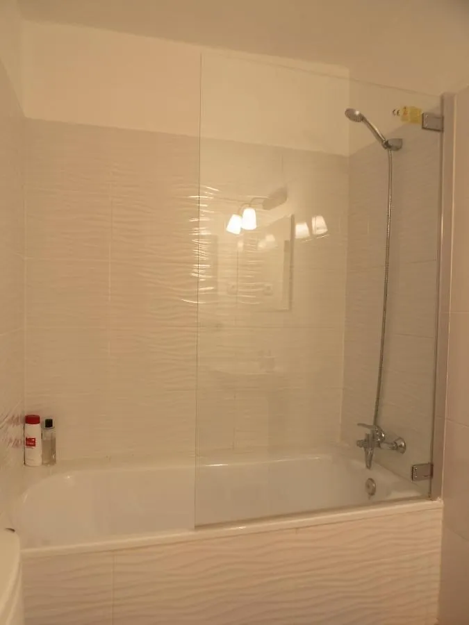 Plumaria Apartment Malaga